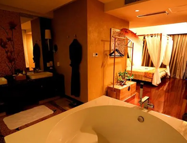 北京大兴区养生会所的黄昏恋：当爱情遇上八十岁